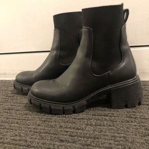 Steve Madden Hutch Black boot size 7